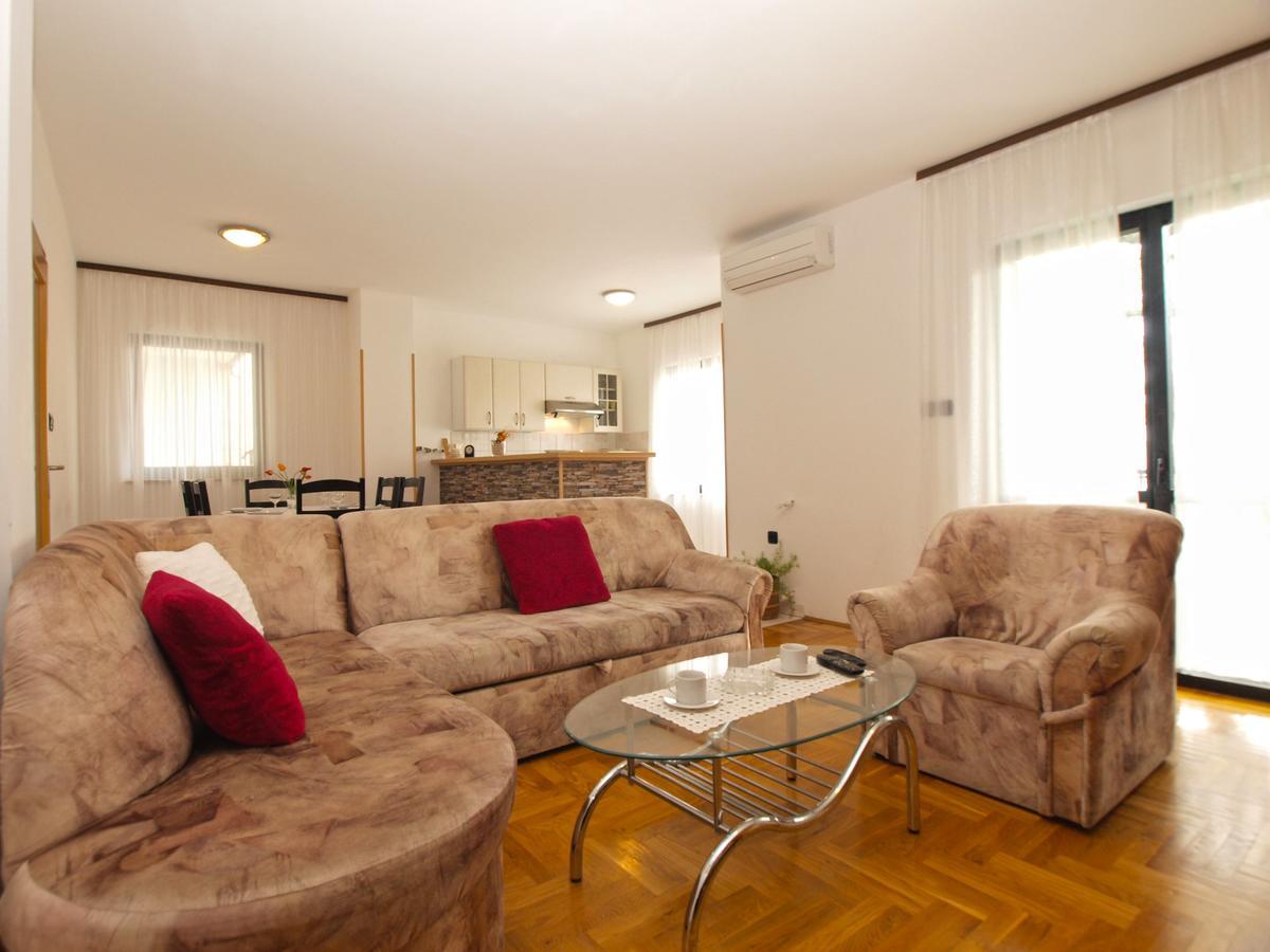 Apartment Dean 1595 Fazana Exterior photo